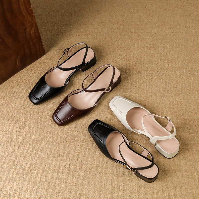 REAVE CAT 2025 Female Sandals  - Vintage Fashion Plus Size のレビューと価格