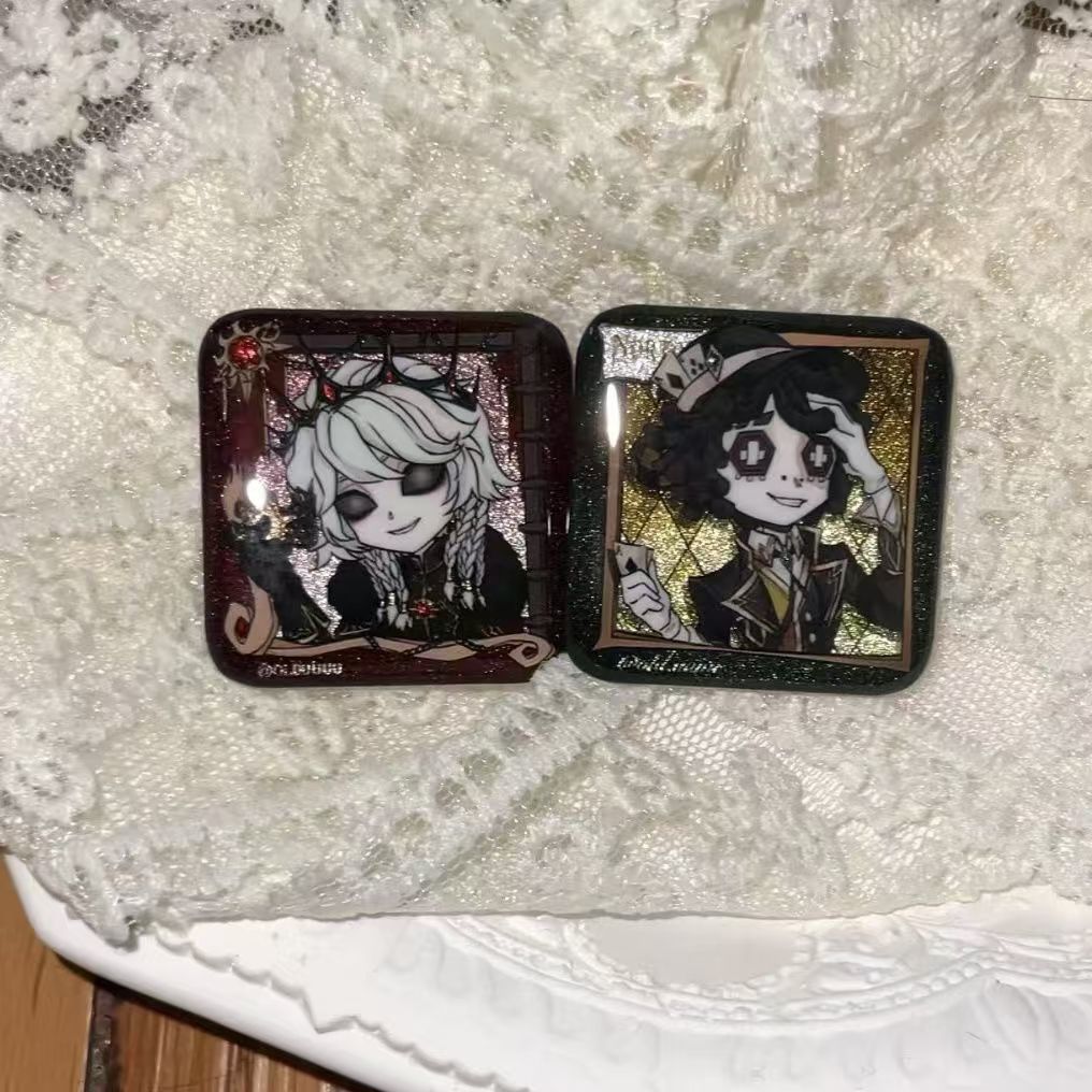 50mm Game Identity Ⅴ Badge Pin - Vintage Fashion Photographers のレビューと価格
