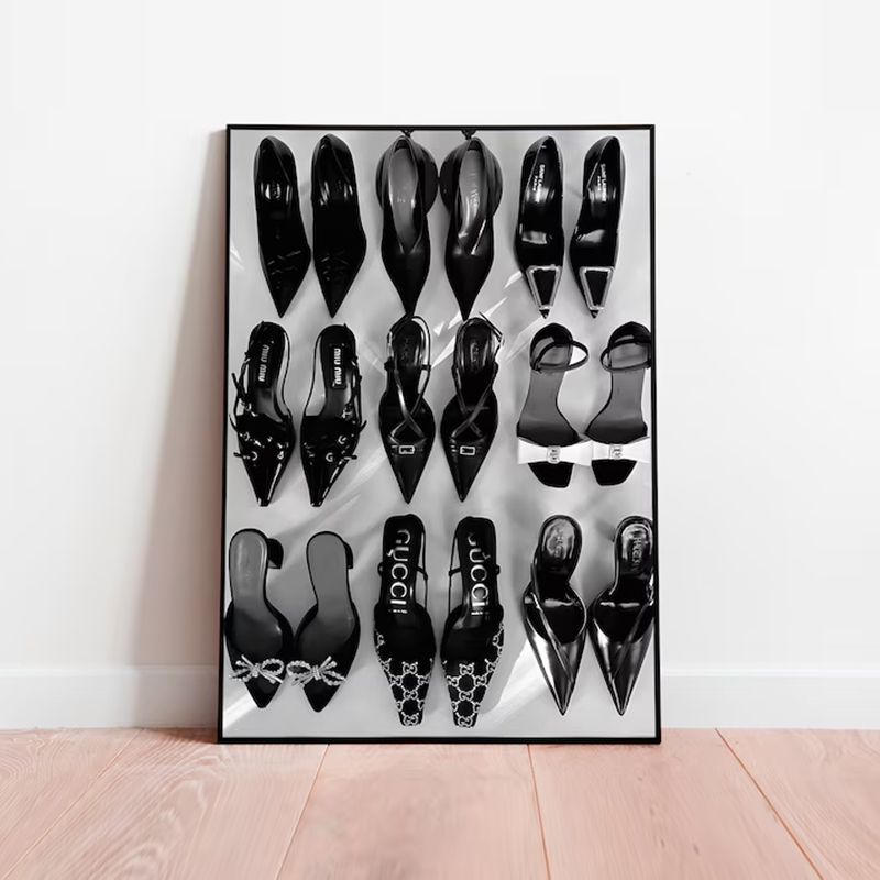 Black White Luxury High Heels  - Vintage Fashion Sketches のレビューと価格