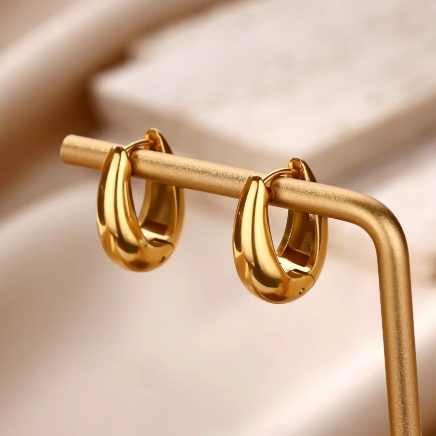 Vintage Small Oval Hoop Earrin - Vintage Fashion Ideas のレビューと価格