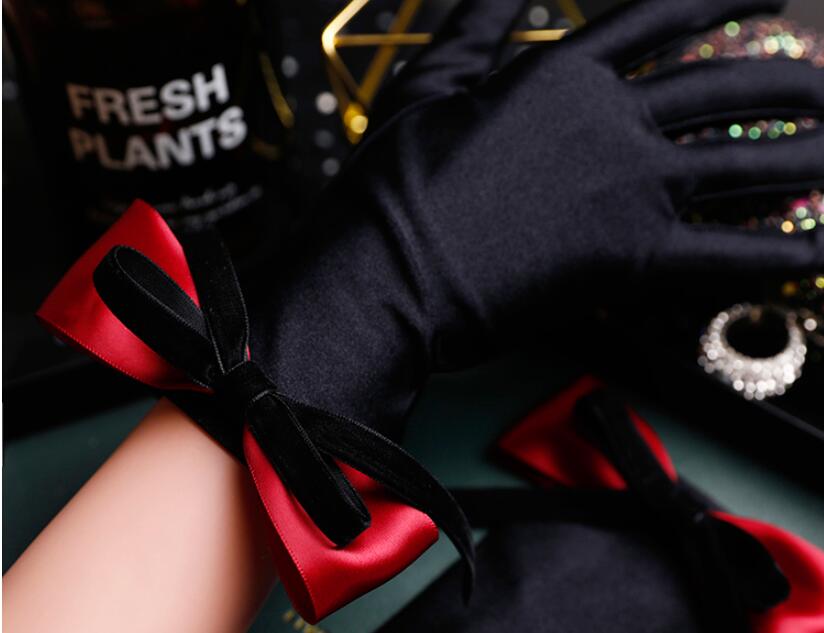 Women's Elegant Bow Black Sati - Vintage Fashion Photographers のレビューと価格