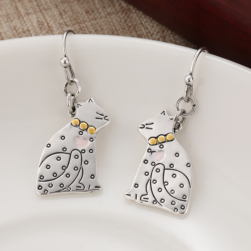 Cute Cat Kiss Pendant Earrings - Vintage Fashion Ideas のレビューと価格
