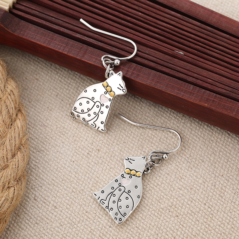 Cute Cat Kiss Pendant Earrings - Vintage Fashion Ideas のレビューと価格