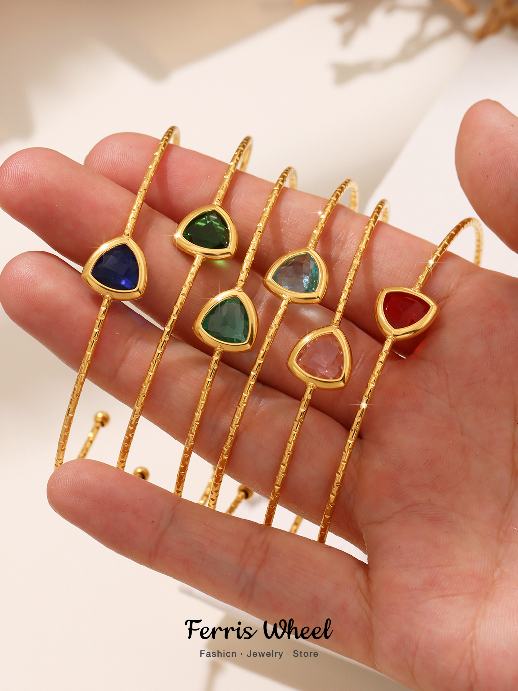 Ferris Wheel Colorful Triangle - Vintage Fashion Wheel のレビューと価格