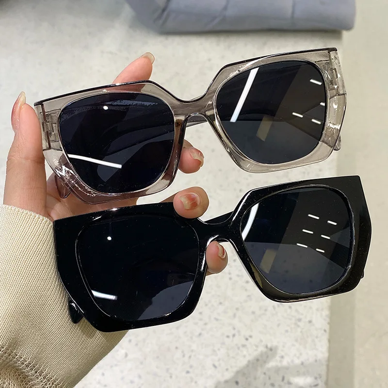 Vintage Brand Designer Polygon - Vintage Fashion Luxury のレビューと価格
