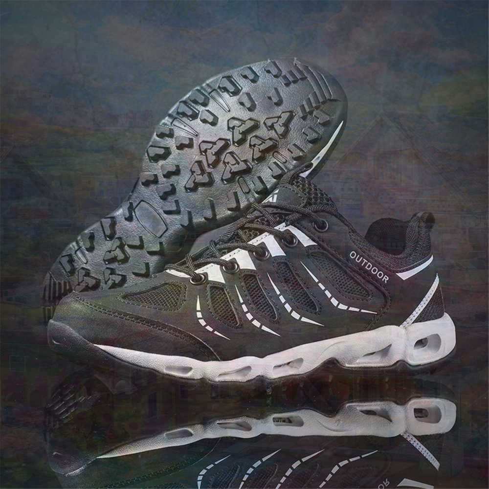 Sumer Round Tip Silver Sneaker - Vintage Fashion Collection のレビューと価格