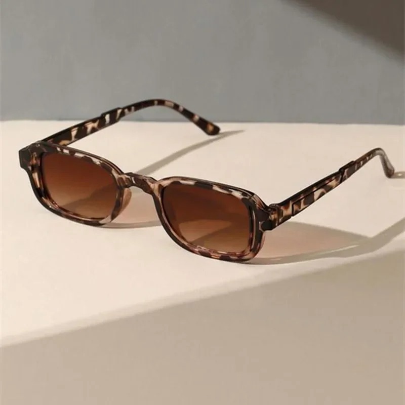 Luxurious Rectangle Sunglasses - Vintage Fashion Luxury のレビューと価格