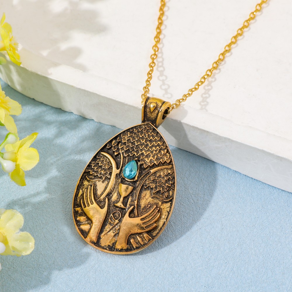 Vintage Game Pendant Necklace  - Vintage Fashion Video のレビューと価格