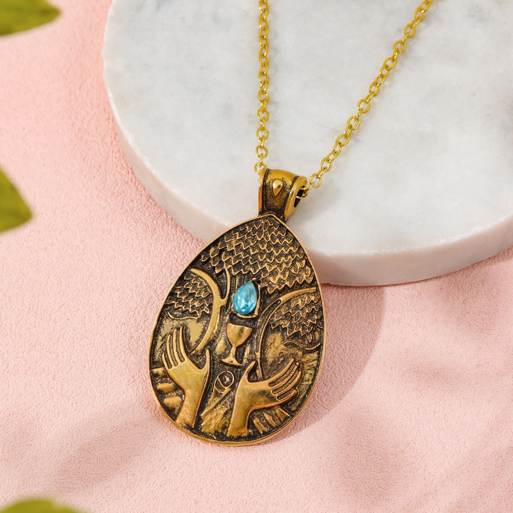 Vintage Game Pendant Necklace  - Vintage Fashion Video のレビューと価格
