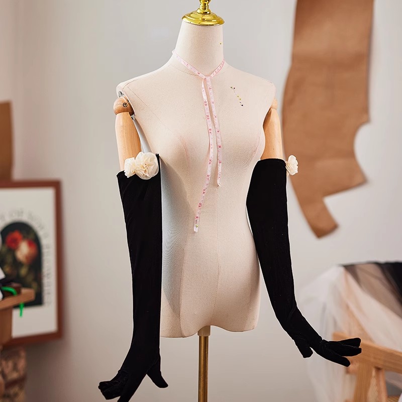 Women's Elegant Black Flower L - Vintage Fashion Photographers のレビューと価格