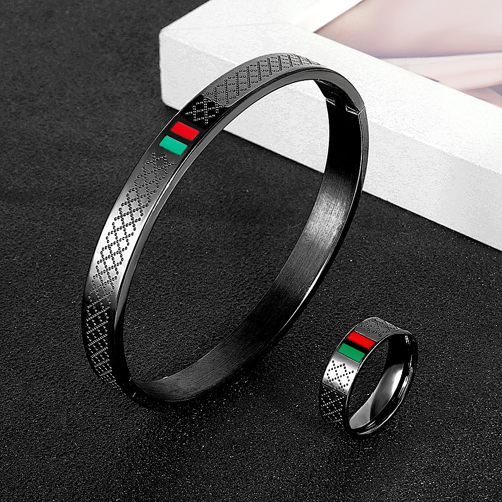 Zalman Classic Brand Green Red - Vintage Fashion Jewelry Brands のレビューと価格