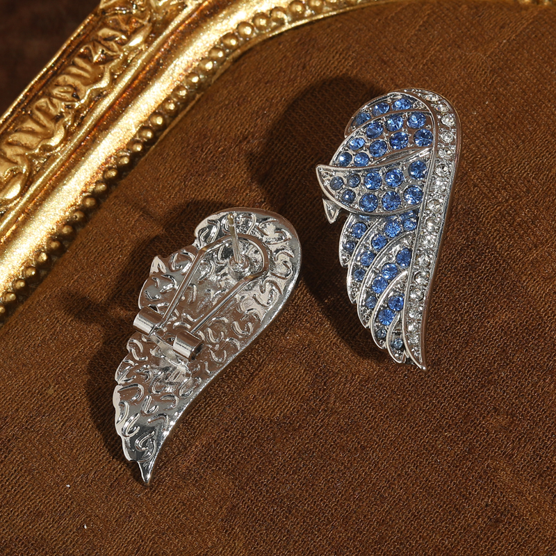 Vintage Angel Wing Blue Earrin - Vintage Fashion Jewelry Brands のレビューと価格
