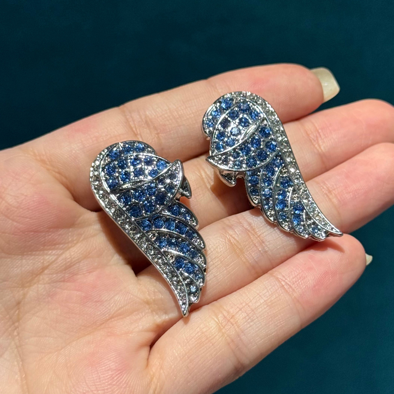 Vintage Angel Wing Blue Earrin - Vintage Fashion Jewelry Brands のレビューと価格
