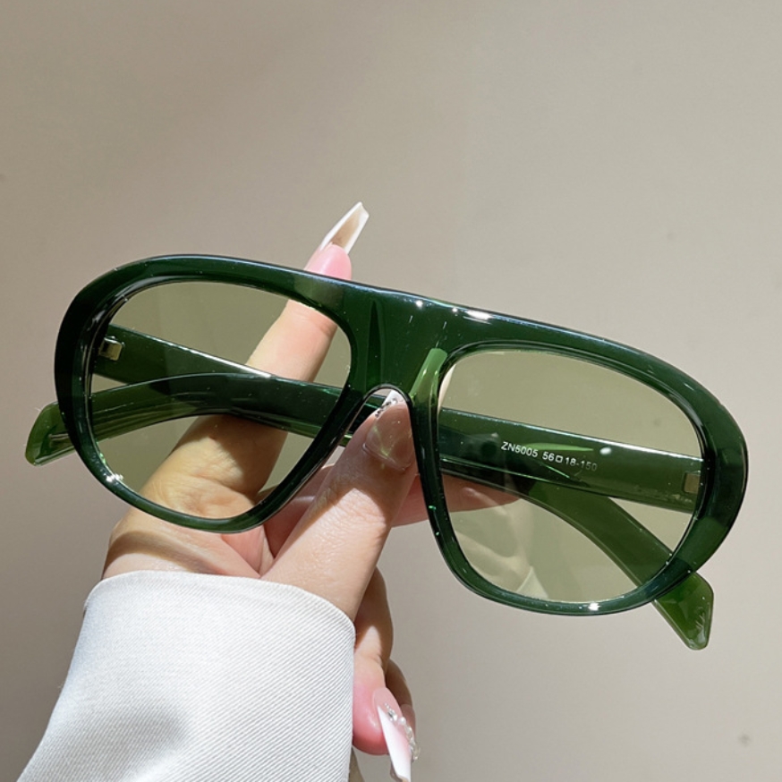 New Oversized Pilot Sunglasses - Vintage Fashion Luxury のレビューと価格