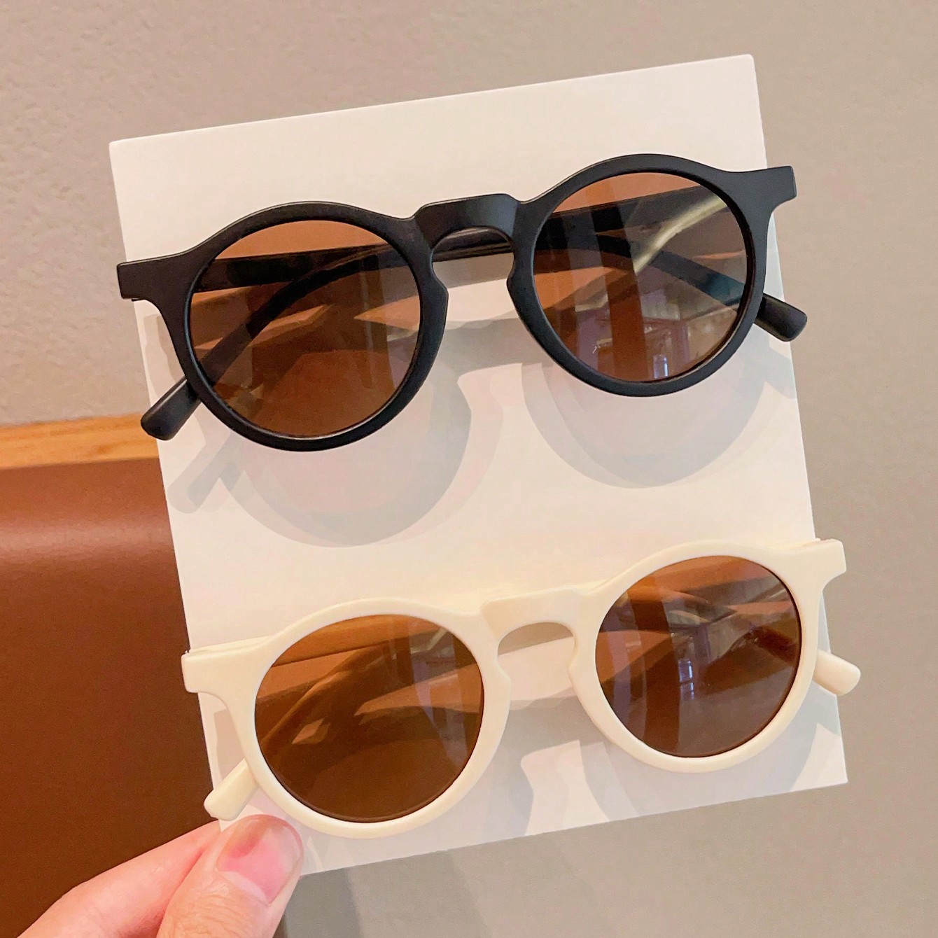 2Pcs  Cute Newest  Vintage Irr - Vintage Fashion Show のレビューと価格