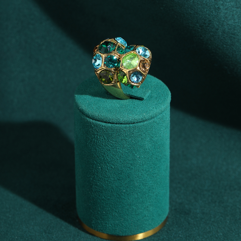 Vintage Green Crystal Ring Wom - Vintage Fashion Jewelry Brands のレビューと価格